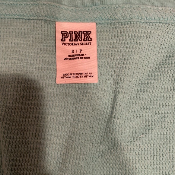 Women’s Victoria Secret PINK thermal size small - Picture 2 of 5